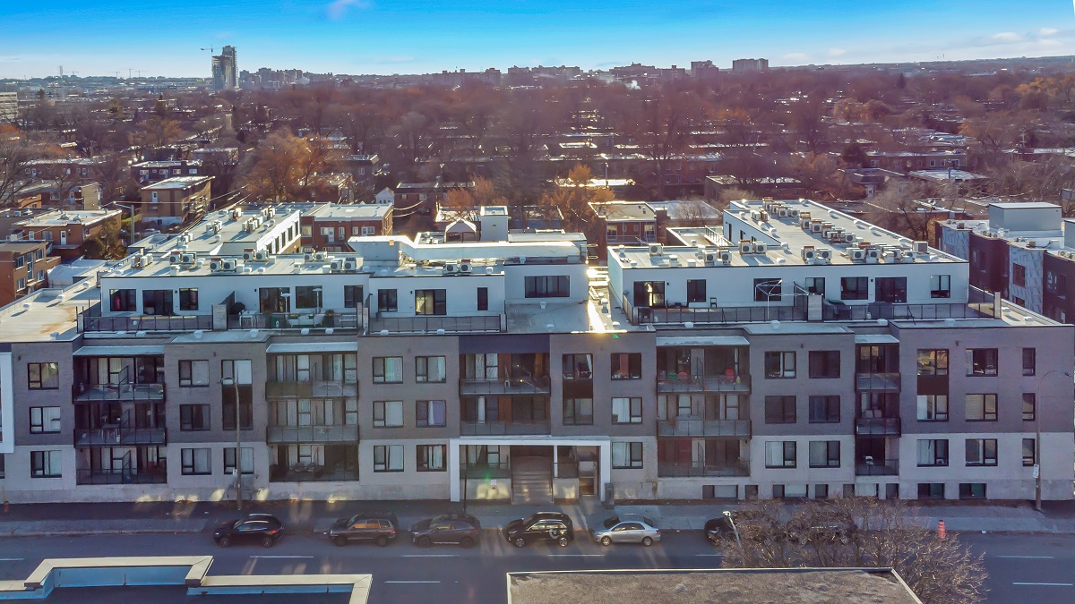 10150 Saint-Laurent