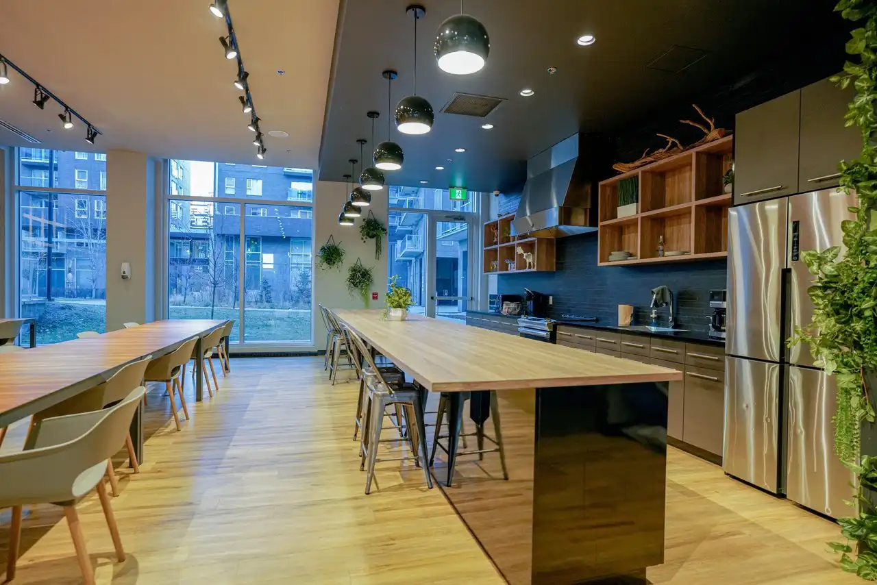 2542 Place Pierre-Falardeau